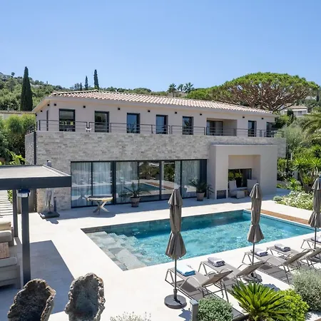 Paja Villa *